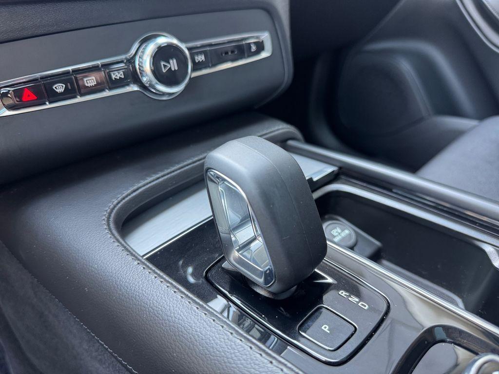 used 2023 Volvo XC90 car, priced at $40,868