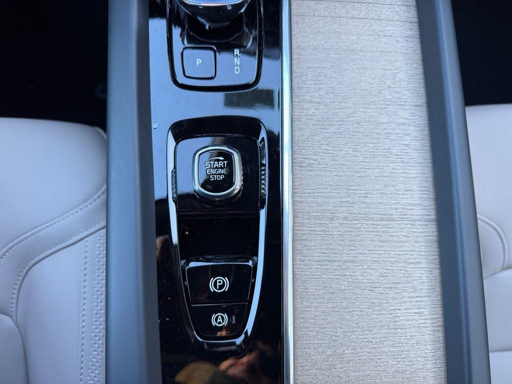 new 2026 Volvo XC60 Plug-In Hybrid car, priced at $69,834