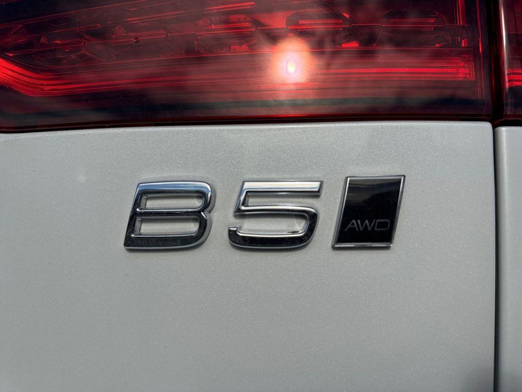 used 2025 Volvo V60 Cross Country car, priced at $39,321