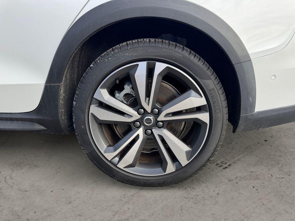 used 2025 Volvo V60 Cross Country car, priced at $39,321