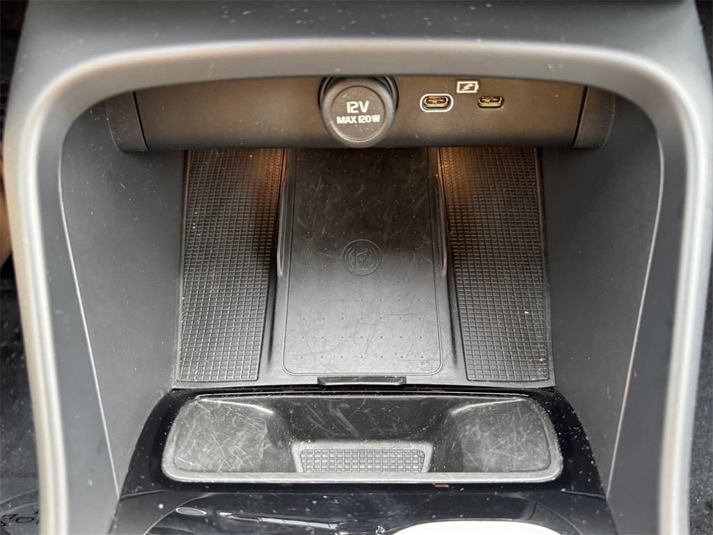 used 2025 Volvo XC40 car, priced at $33,868