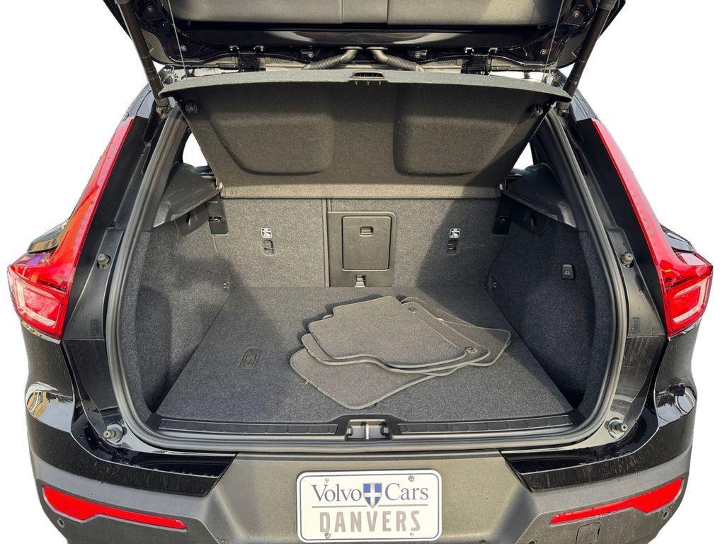 used 2025 Volvo XC40 car, priced at $33,868