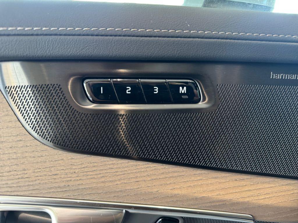 new 2026 Volvo XC90 car, priced at $72,374