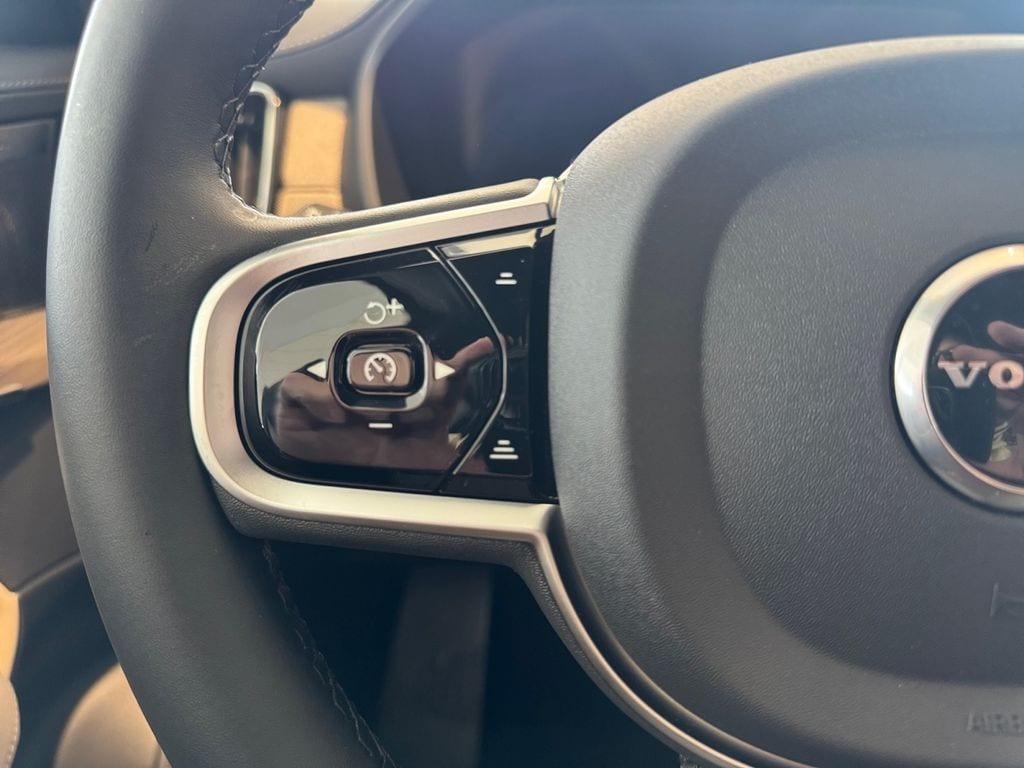 new 2026 Volvo XC90 car, priced at $72,374