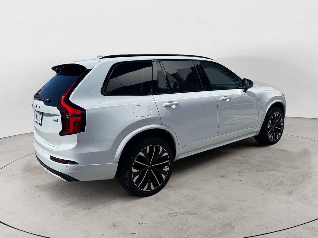 new 2026 Volvo XC90 car, priced at $75,819