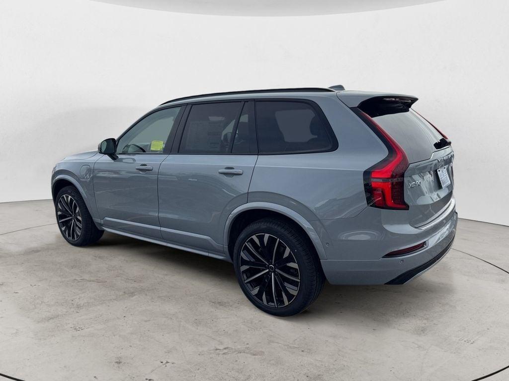 new 2026 Volvo XC90 Plug-In Hybrid car, priced at $90,379