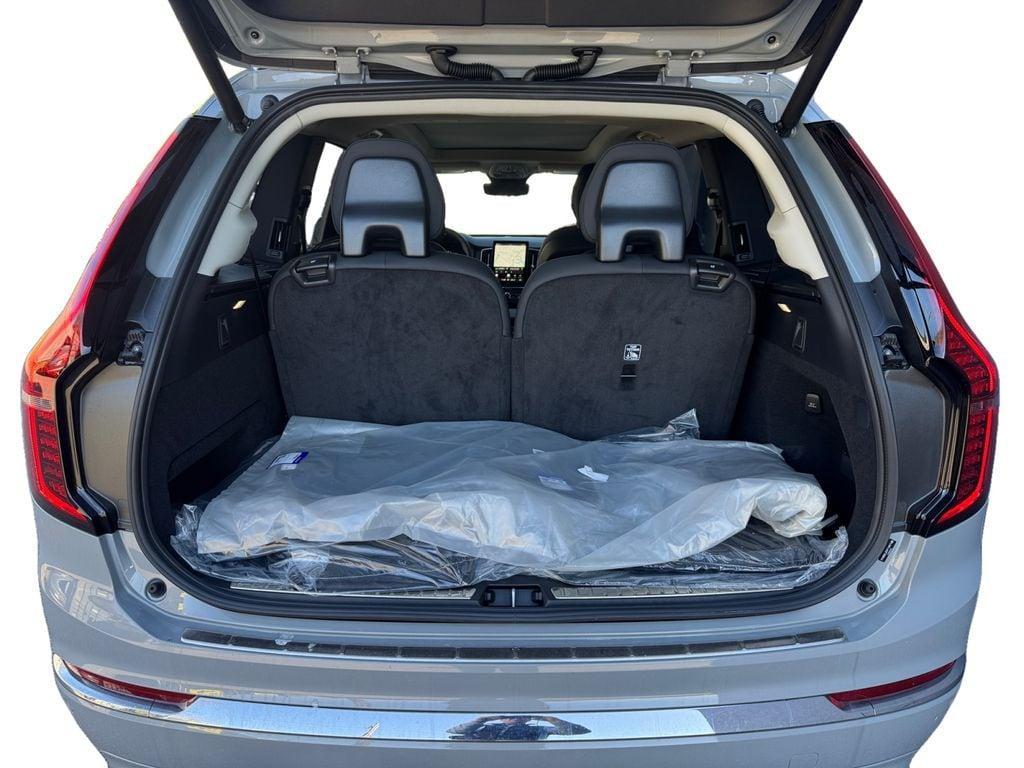 new 2026 Volvo XC90 car, priced at $73,574