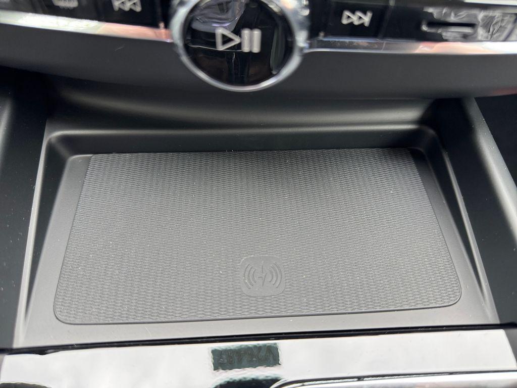 new 2026 Volvo XC60 car, priced at $58,654