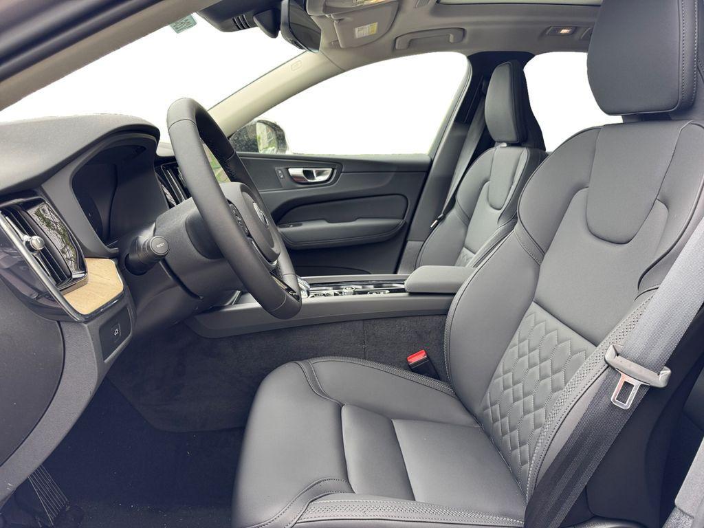 new 2026 Volvo XC60 car, priced at $58,654