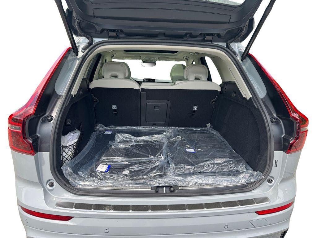 new 2026 Volvo XC60 car, priced at $64,484