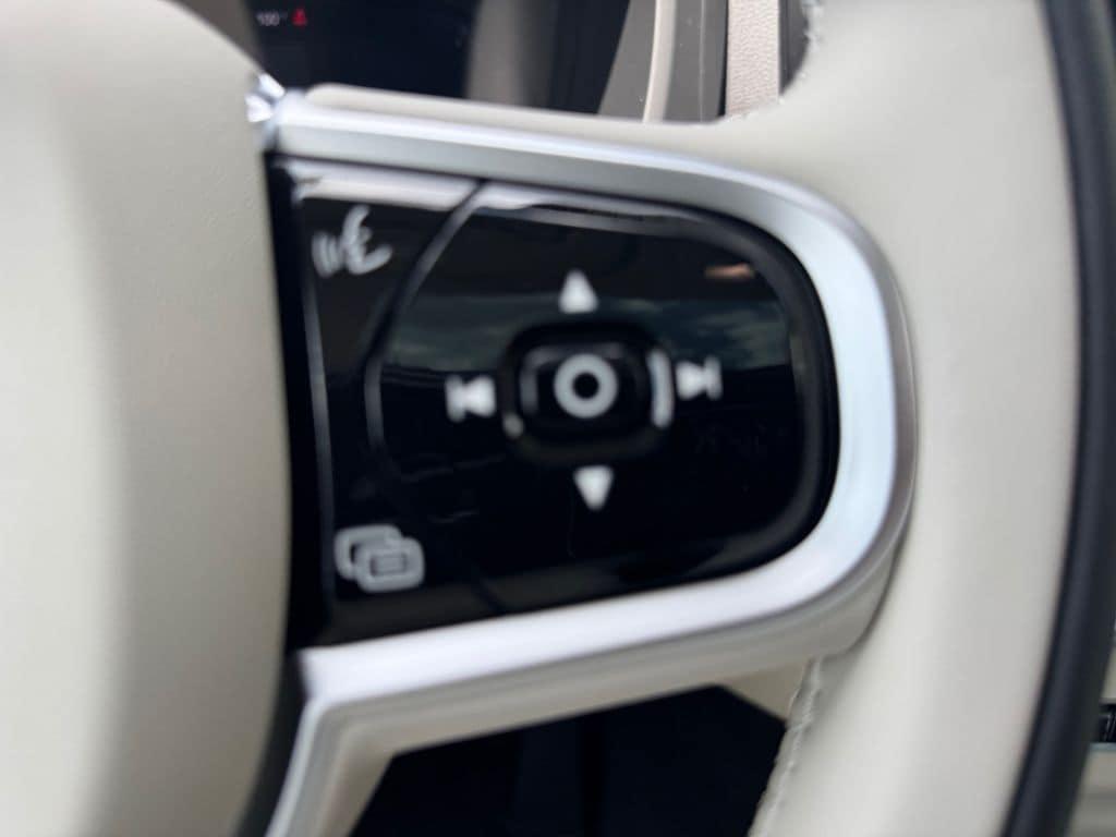 new 2026 Volvo XC60 car, priced at $64,484