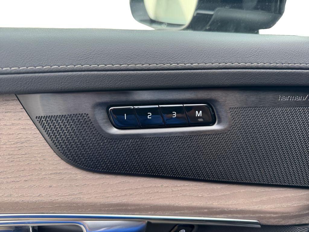 new 2026 Volvo XC90 car, priced at $73,379