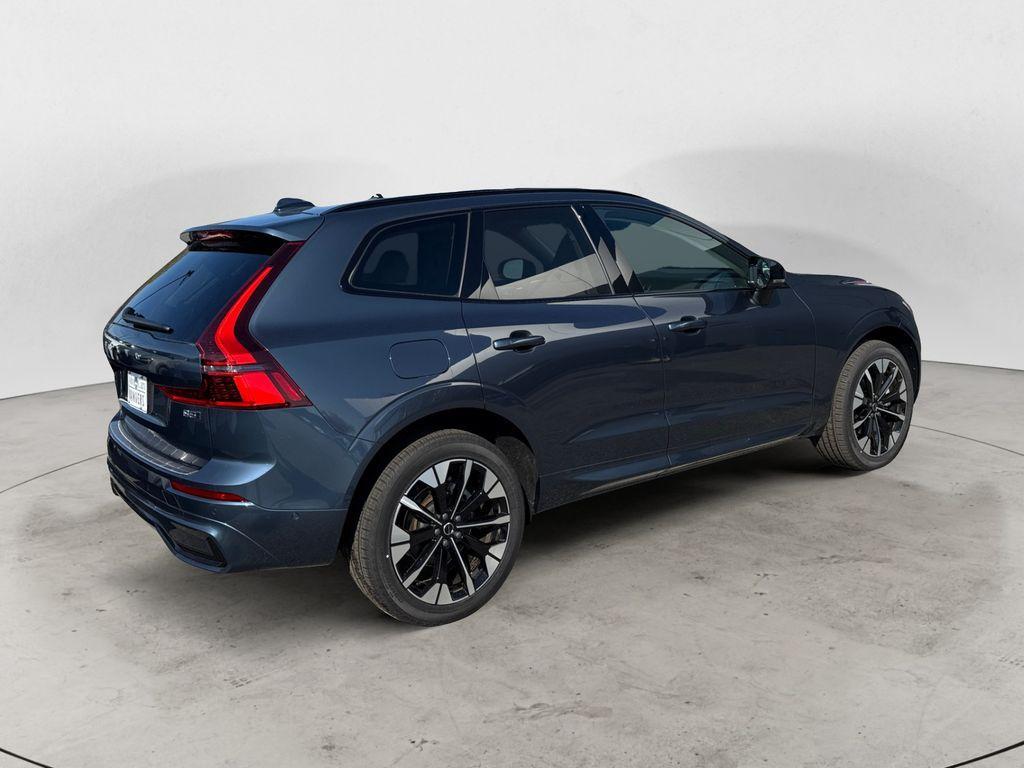 new 2026 Volvo XC60 car, priced at $66,004