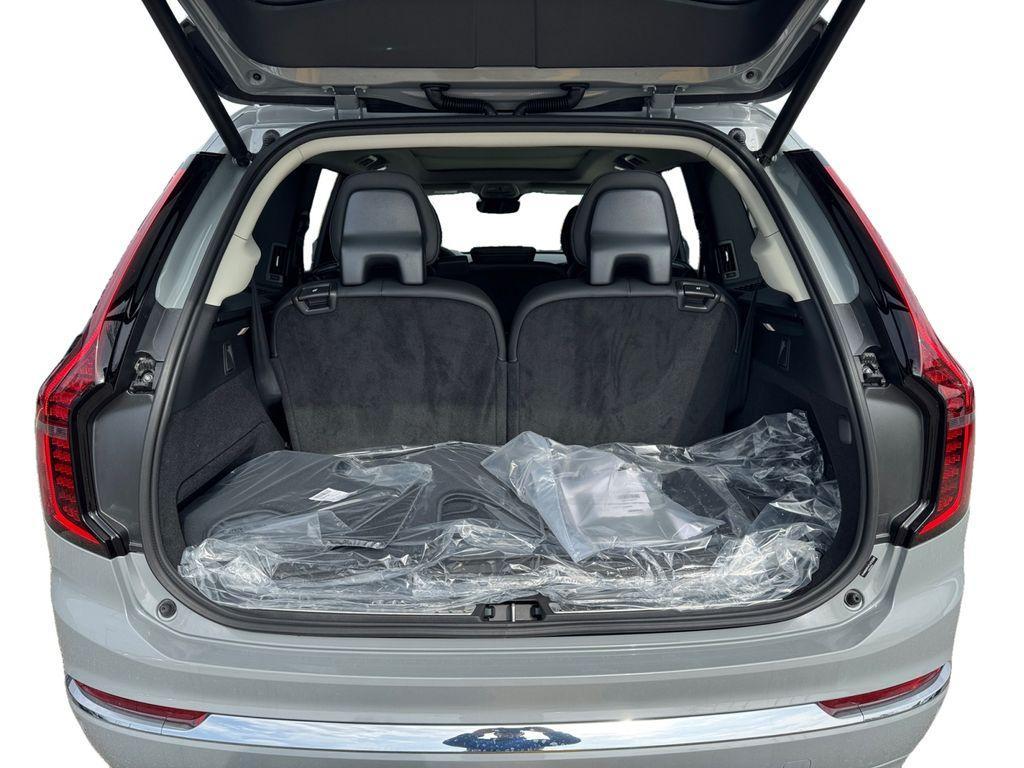 new 2026 Volvo XC90 car, priced at $75,704