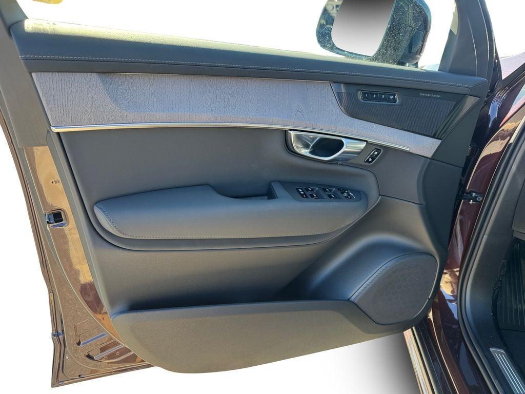 new 2026 Volvo XC90 Plug-In Hybrid car, priced at $87,674