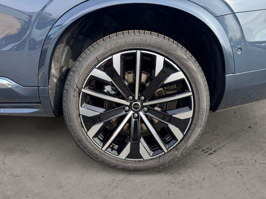 new 2026 Volvo XC90 car, priced at $72,374