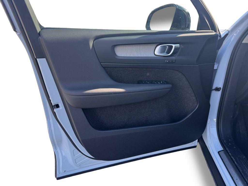 new 2026 Volvo XC40 car, priced at $50,809