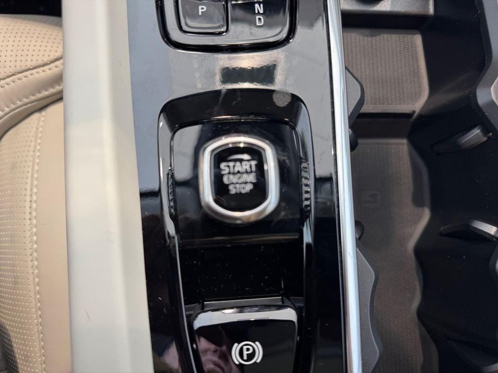 new 2026 Volvo XC60 Plug-In Hybrid car, priced at $75,784