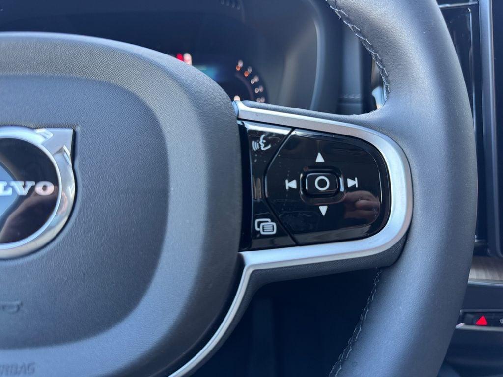 new 2026 Volvo XC60 car, priced at $64,604