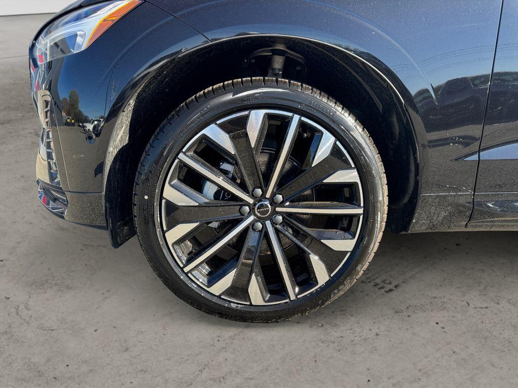 new 2026 Volvo XC60 car, priced at $64,604