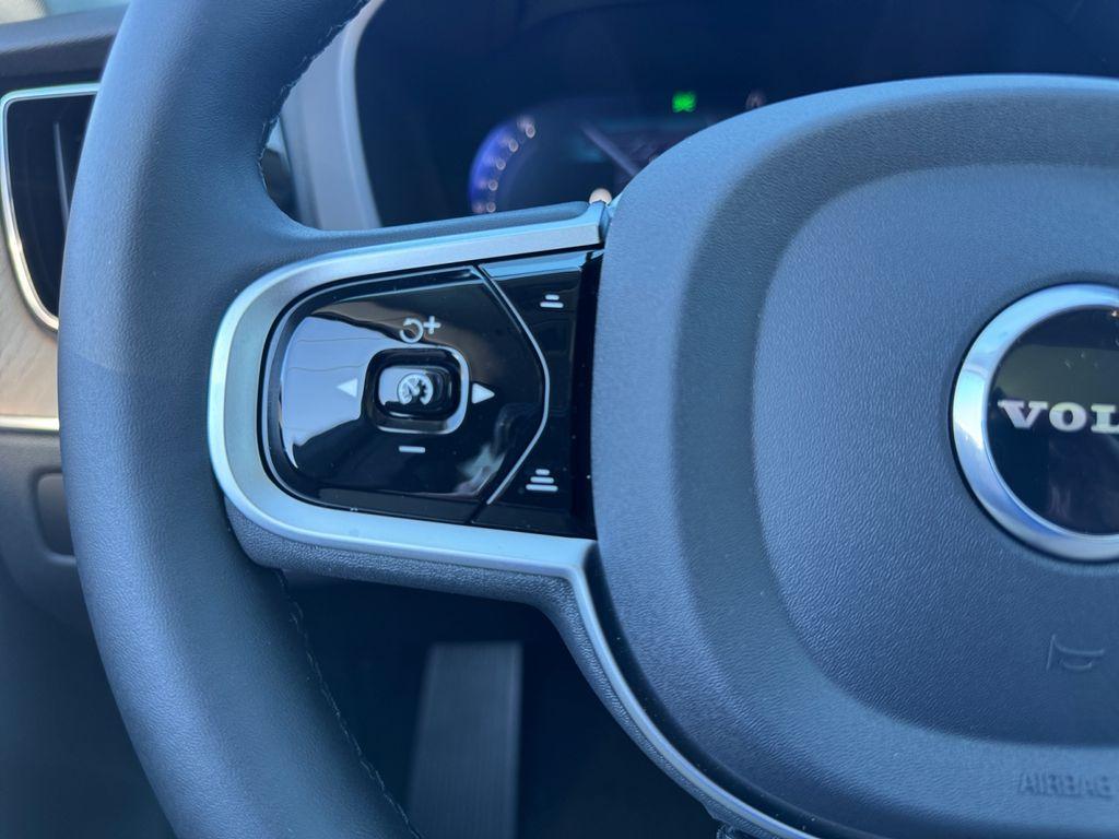 new 2026 Volvo XC60 car, priced at $59,039