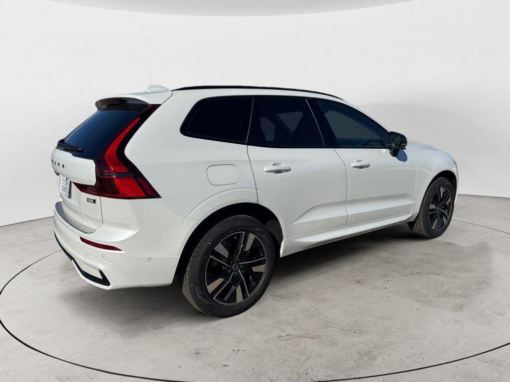 new 2026 Volvo XC60 car, priced at $59,039
