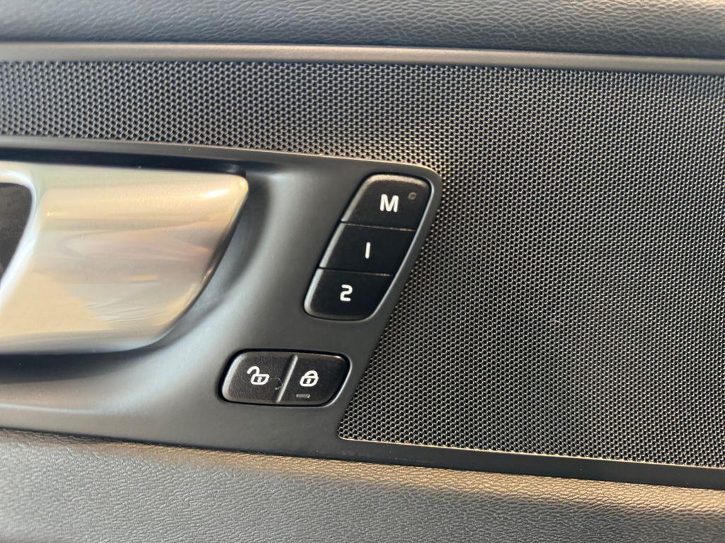 used 2025 Volvo XC60 car, priced at $34,861