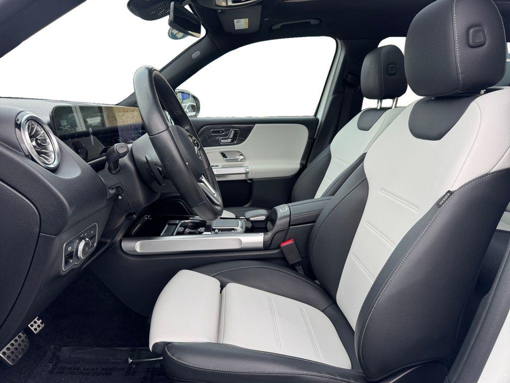 used 2022 Mercedes-Benz GLB 250 car, priced at $29,995
