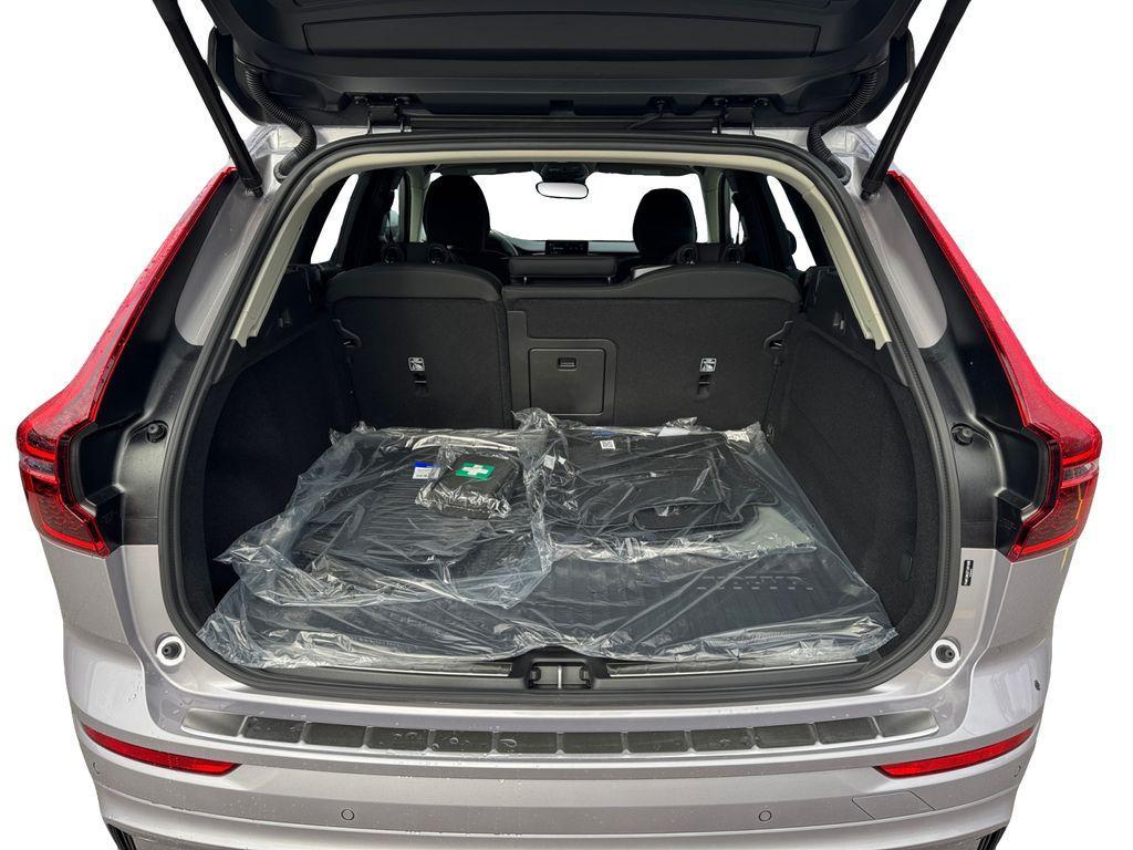 new 2026 Volvo XC60 car, priced at $58,909