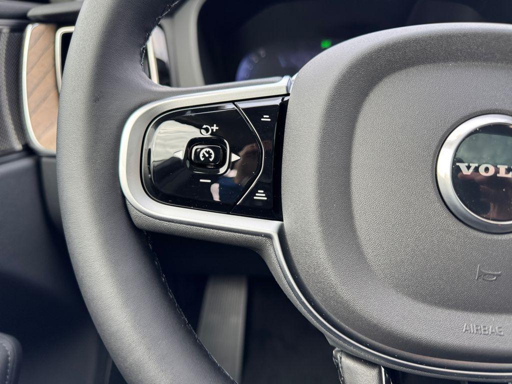 new 2026 Volvo XC60 car, priced at $58,909