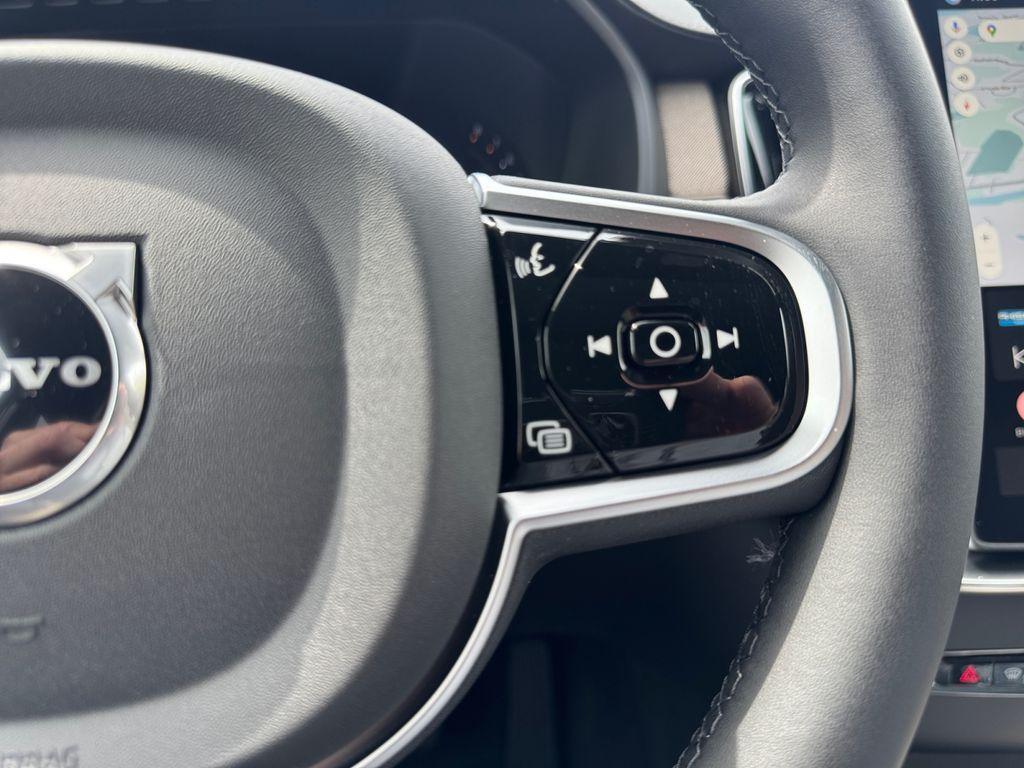 new 2026 Volvo XC90 car, priced at $72,374