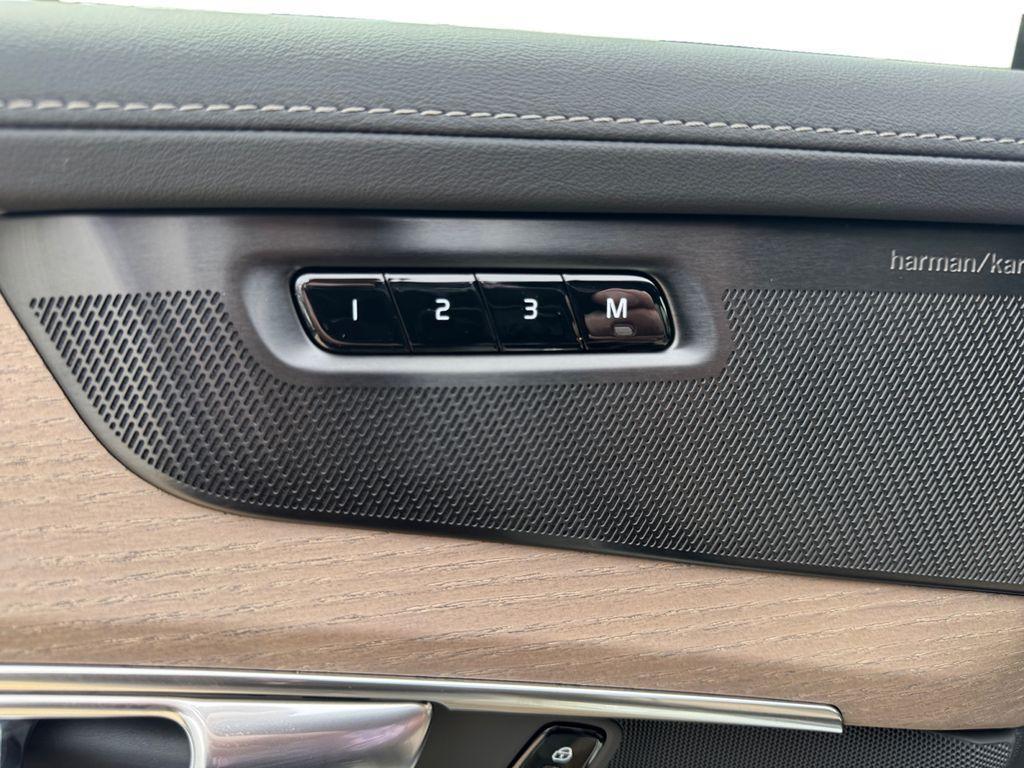 new 2026 Volvo XC90 car, priced at $72,374