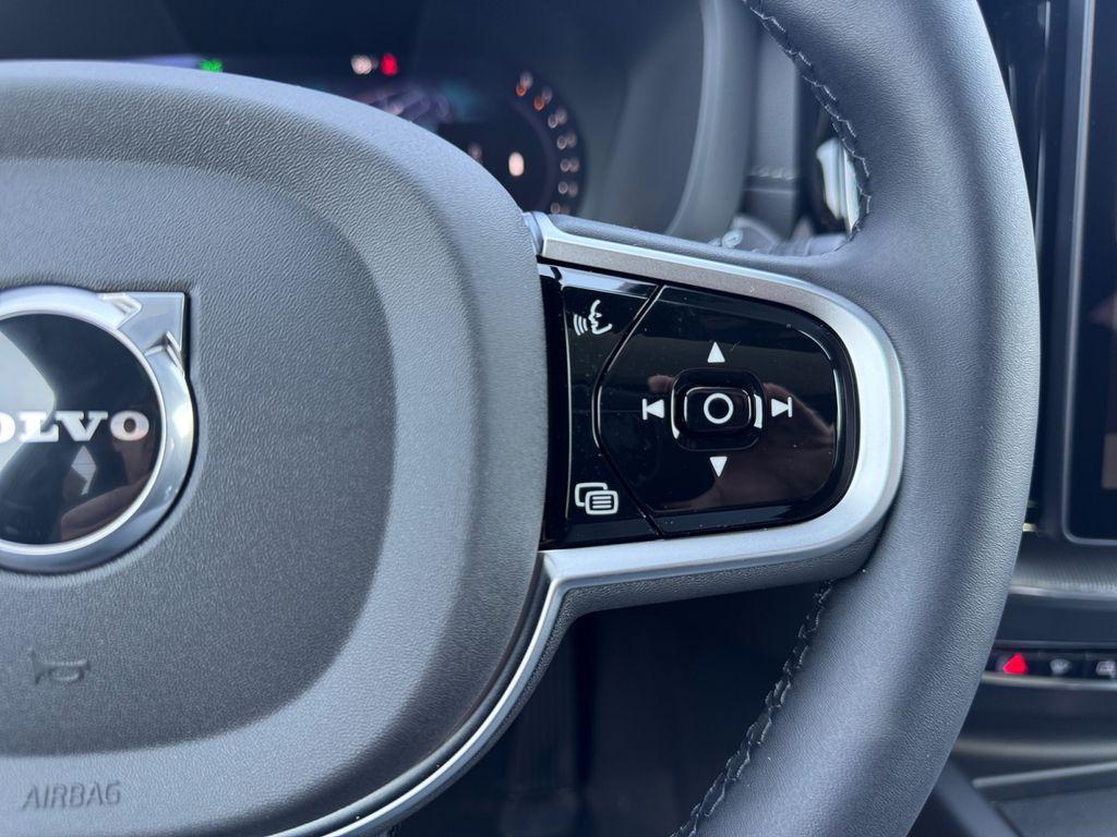 new 2026 Volvo XC60 car, priced at $64,609