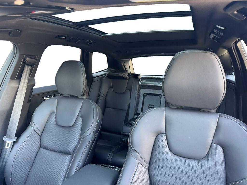 new 2026 Volvo XC60 car, priced at $64,609