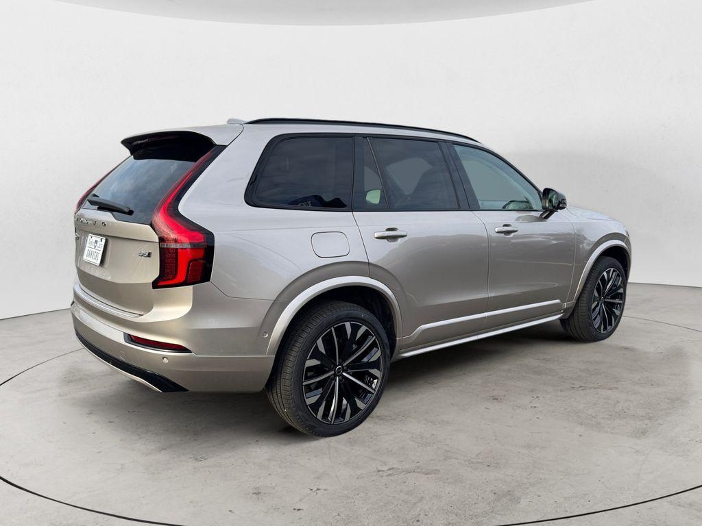 new 2026 Volvo XC90 car, priced at $76,499