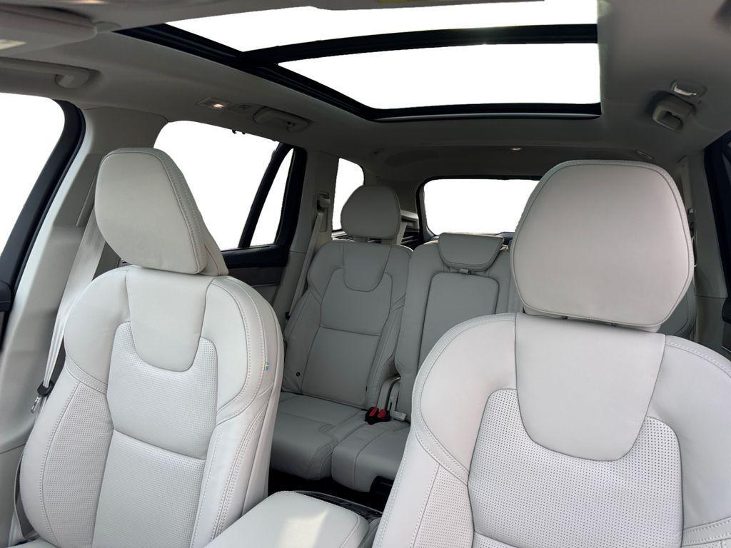 new 2026 Volvo XC90 car, priced at $76,499