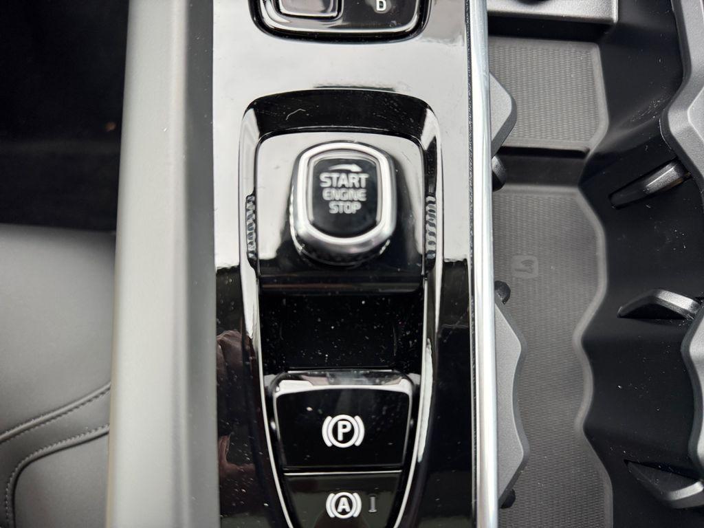 new 2026 Volvo XC60 car, priced at $58,534
