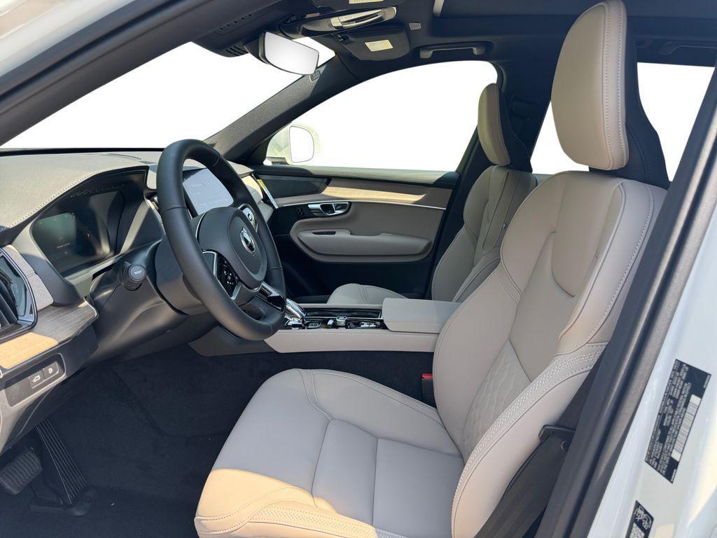 new 2026 Volvo XC90 Plug-In Hybrid car, priced at $82,424