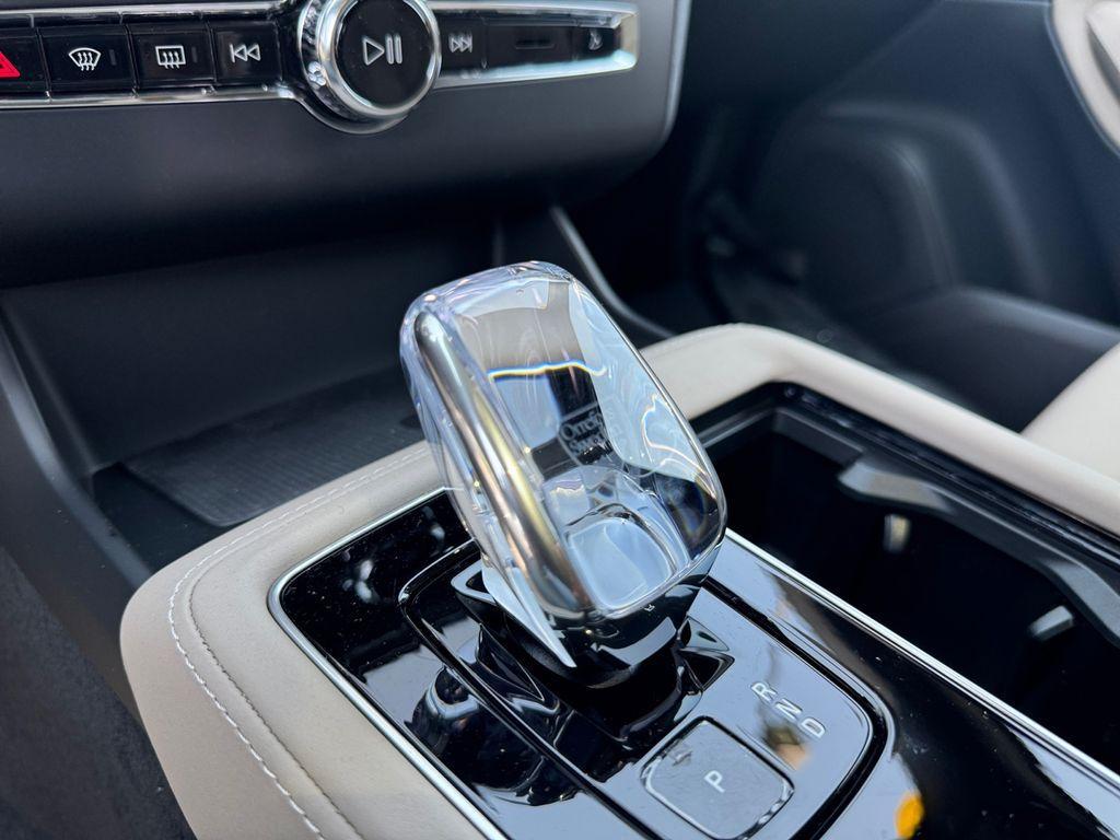 new 2026 Volvo XC90 Plug-In Hybrid car, priced at $82,424
