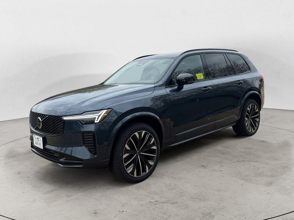 new 2026 Volvo XC90 Plug-In Hybrid car, priced at $87,179