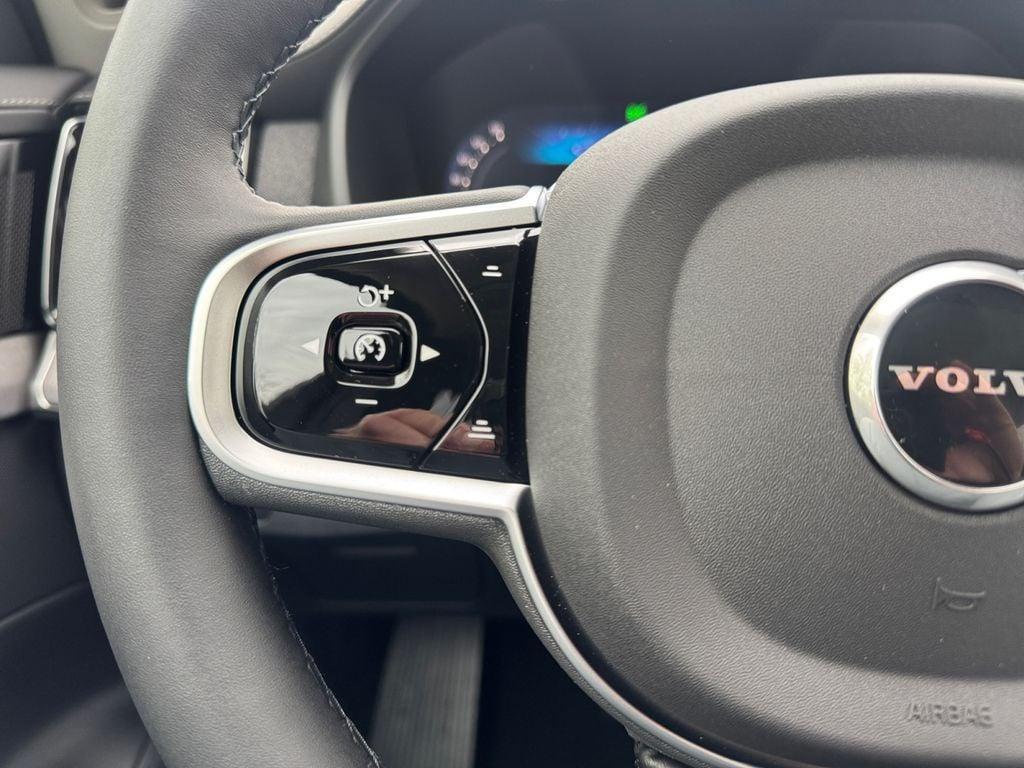 new 2026 Volvo XC90 Plug-In Hybrid car, priced at $87,179
