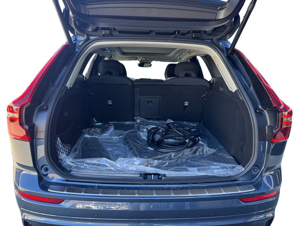 new 2026 Volvo XC60 Plug-In Hybrid car, priced at $70,339