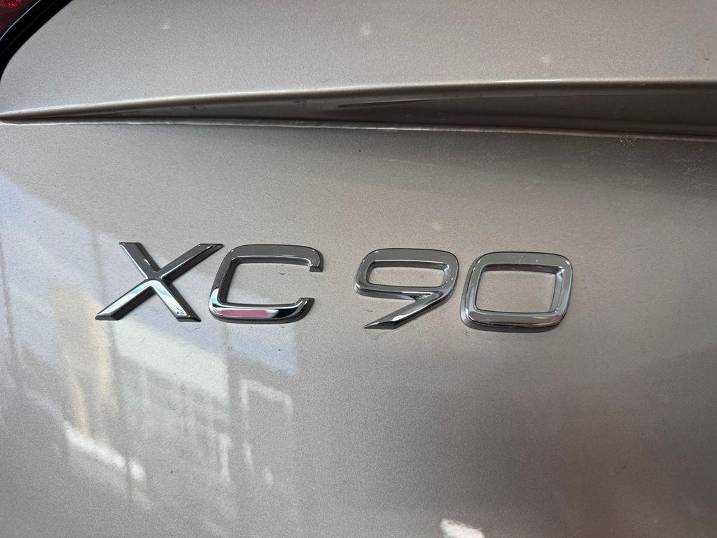 new 2026 Volvo XC90 car, priced at $80,824