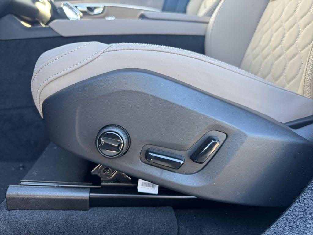 new 2026 Volvo XC90 car, priced at $73,679