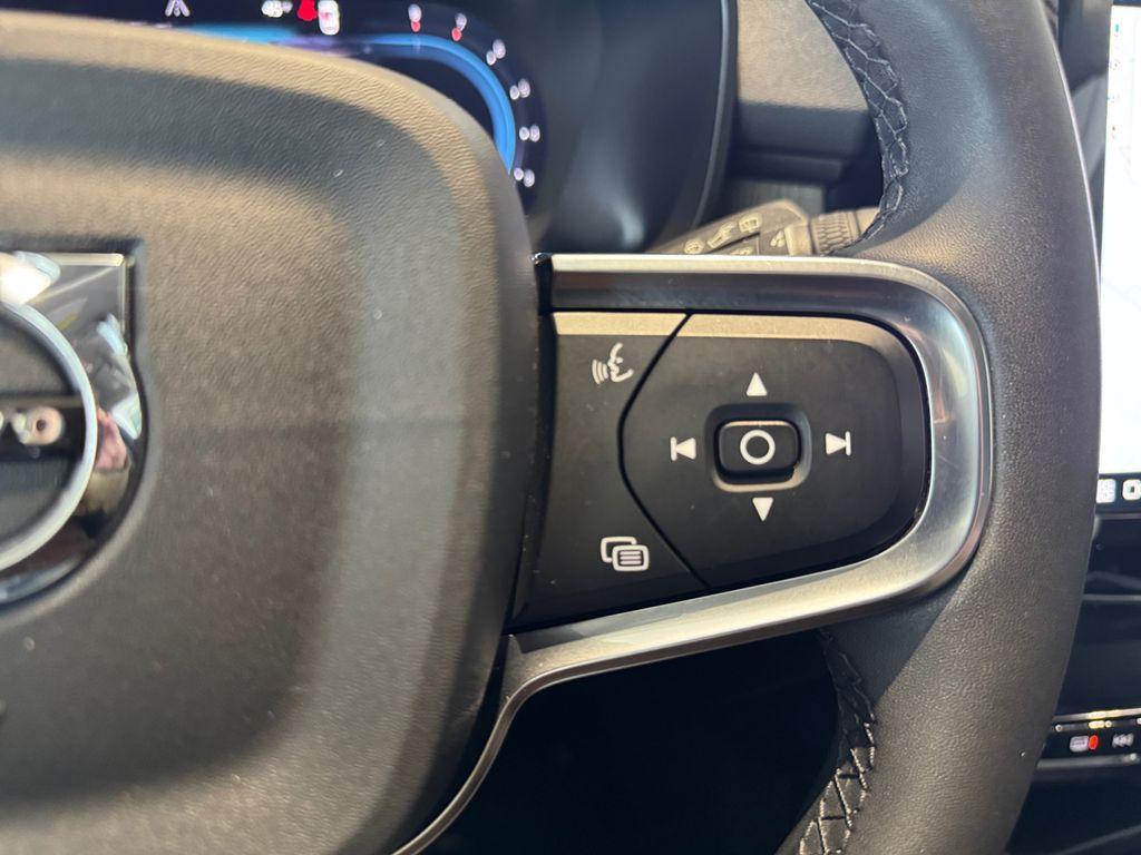 used 2023 Volvo XC40 car, priced at $28,995