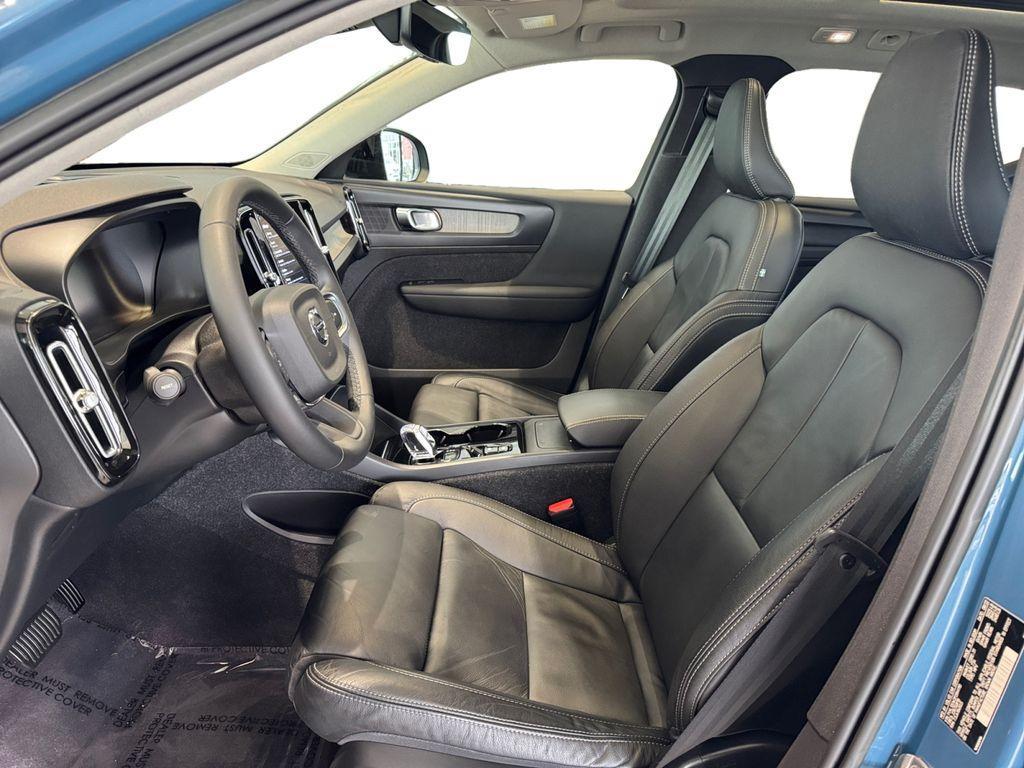 used 2023 Volvo XC40 car, priced at $28,995