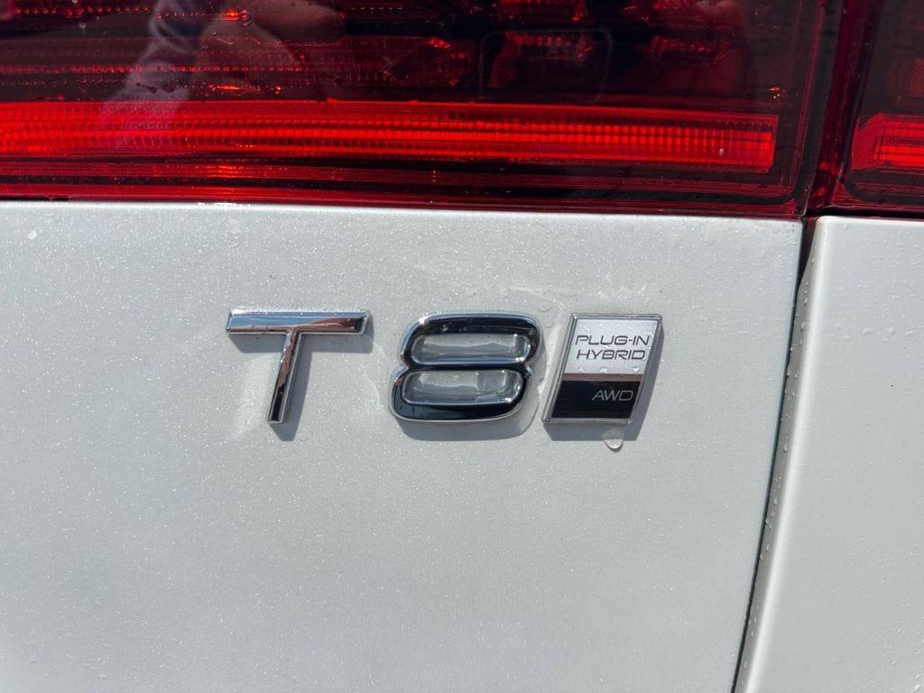 new 2026 Volvo XC60 Plug-In Hybrid car, priced at $75,784