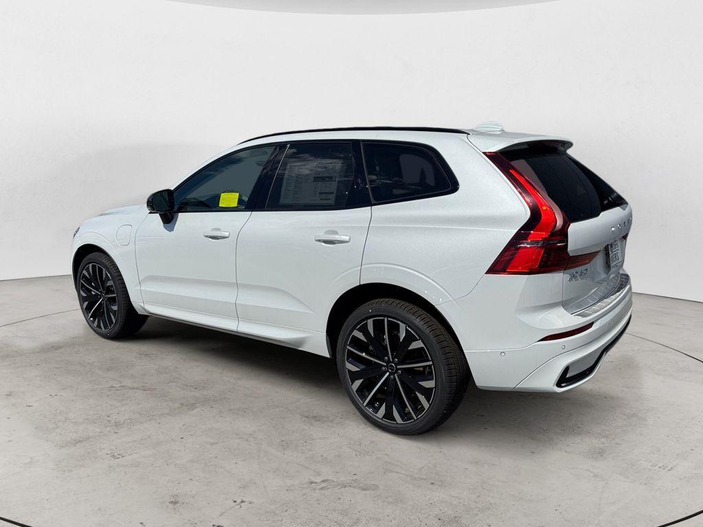 new 2026 Volvo XC60 Plug-In Hybrid car, priced at $75,784