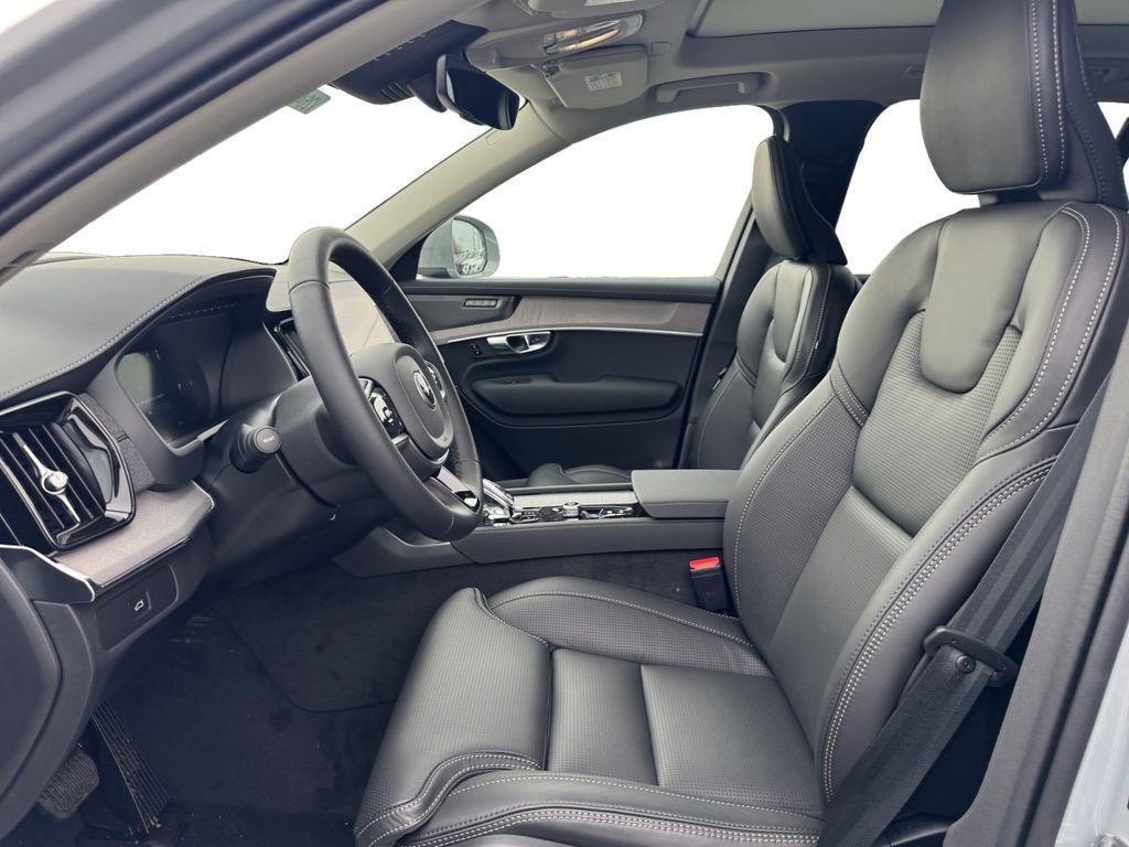 new 2026 Volvo XC90 car, priced at $75,819