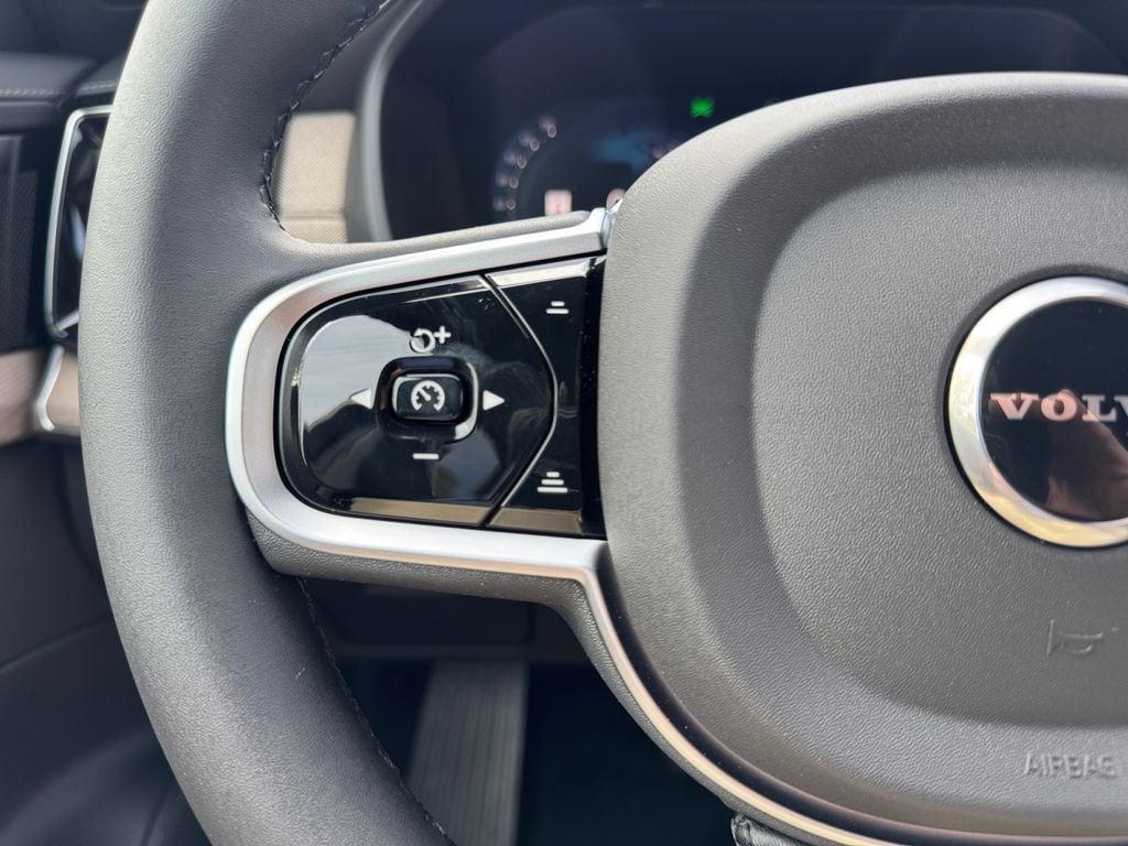 new 2026 Volvo XC90 Plug-In Hybrid car, priced at $82,424